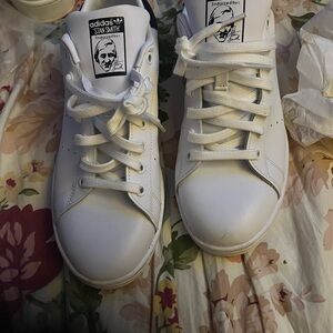 Addidas size 11 well kept worn once